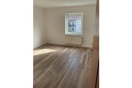 Praktisch, gemütlich, bezahlbar: 2‑Zimmer‑Wohnung für alle Lebenslagen - Brandenburg an der Havel Görden