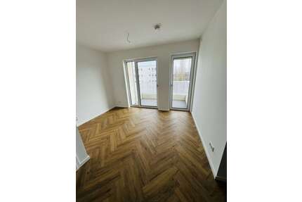 Wohnung zum Mieten in Berlin 1.092,22 € 53.03 m²
