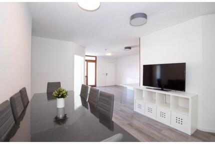 WG Zimmer zu vermieten - 480,00&nbsp;EUR Kaltmiete, ca.&nbsp; 120,00&nbsp;m&sup2; in Pforzheim (PLZ: 75177) Nordstadt