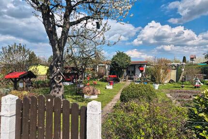 Pachtgarten 400m² Waltershausen mit Gartenhaus & Brunnen
