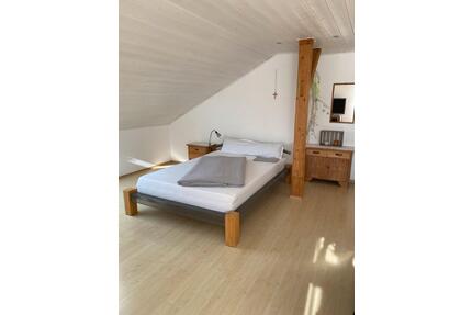 Schönes großes Zimmer zu vermieten Tagespreis 35 € - Fuchsmühl