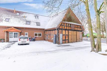 Doppelhaushälfte mit sofortiger Zusatzeinnahme - Scheune für 440 € monatlich vermietet - Emtinghausen