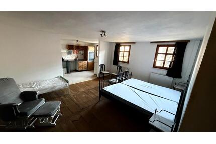 Vollmöblierte 1 Zimmer Wohnung - 530,00&nbsp;EUR Kaltmiete, ca.&nbsp; 37,00&nbsp;m&sup2; in Neunkirchen am Brand (PLZ: 91077)