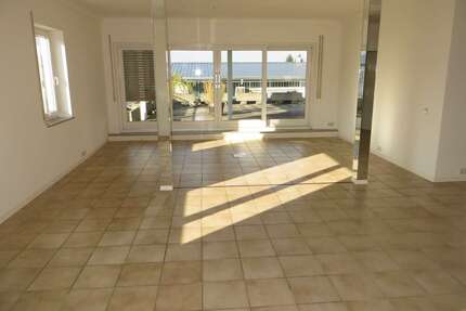 Wohnung zum Mieten in Bissingen 1.500,00 € 184 m²