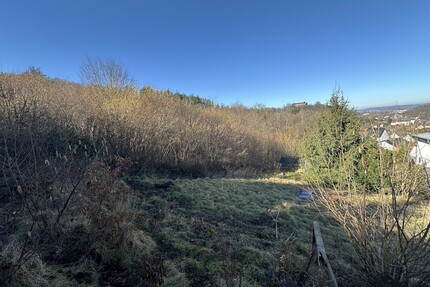 Grundstück mit Blick auf das Schloss Hohenlimburg - Hagen / Hohenlimburg