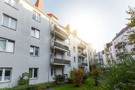 Wohnung zum Mieten in Bremerhaven 320,00 € 51.33 m²