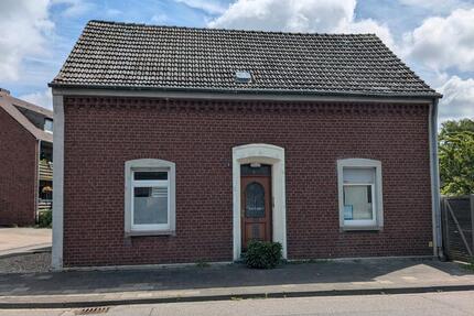 Einfamilienhaus freistehend in Massivbauweise - Korschenbroich