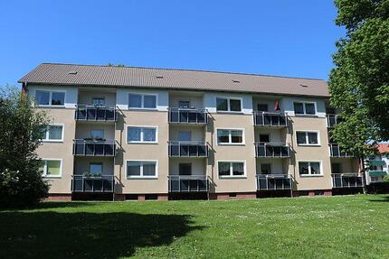 * 2 Zimmer, Bad modernisiert, mit Dusche * - Seesen