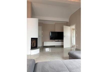 Zeitgemäß & möbliert – 2-Zimmer-Wohnung im Grünen von Pohlheim