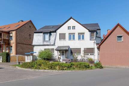 Haus zum Kaufen in Thale OT Stecklenberg 115.000,00 € 253 m²