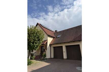 Haus zum Kaufen in Neutraubling 740.000,00 € 150 m²