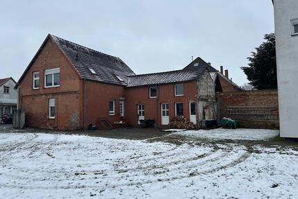 Einfamilienhaus mit kleiner Werkstatt und Baugrundstück - Uelzen