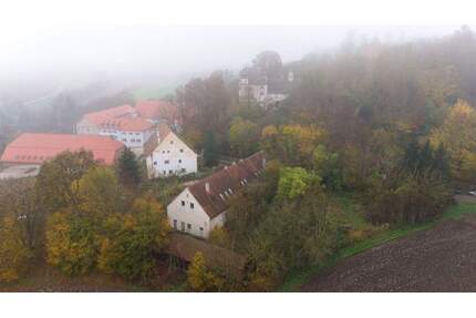 Elizenhof - 580.000,00&nbsp;EUR Kaufpreis, ca.&nbsp; 1,05&nbsp;m&sup2;&nbsp;Wohnfl&auml;che in Thalmassing (PLZ: 93107) Neueglofsheim