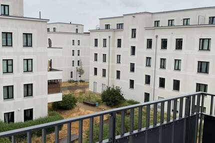 Wohnung zum Mieten in Berlin 1.137,65 € 84.27 m²
