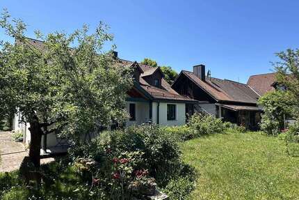 Haus zum Kaufen in Hemau 895.000,00 € 300 m²