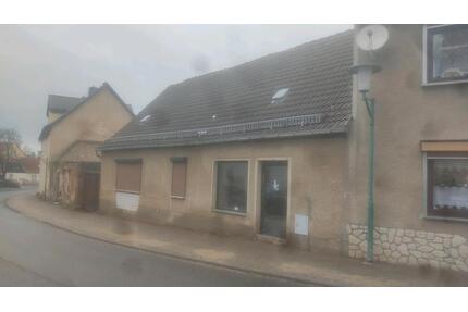Renovierungsbedürftiges Haus in 06246!!! - Bad Lauchstädt