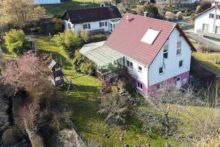 Charmantes Anwesen mitten im Grünen ... Ruhe pur mit viel Freiraum zum Wohnen und Wohlfühlen - Zwiefalten Gossenzugen