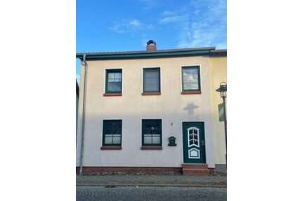 Haus zum Kaufen in GarzRügen 245.000,00 € 106 m² - Garz/Rügen