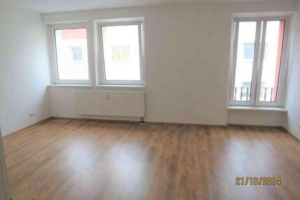 Wohnung zum Mieten in Magdeburg 460,00 € 67 m²