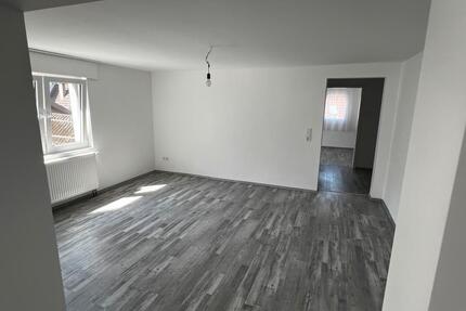 2,5 Zimmer Wohnung mit Garten - 900,00&nbsp;EUR Kaltmiete, ca.&nbsp; 80,00&nbsp;m&sup2; in Waldenbuch (PLZ: 71111)