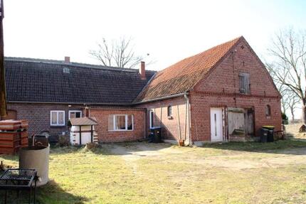 Charmantes Einfamilienhaus mit großem Grundstück zu verkaufen - Amt Neuhaus