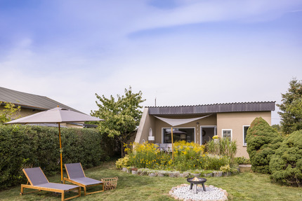 Ihr Rückzugsort im Grünen - Ferienbungalow mit Pool & Terrasse - Brandenburg an der Havel Plaue