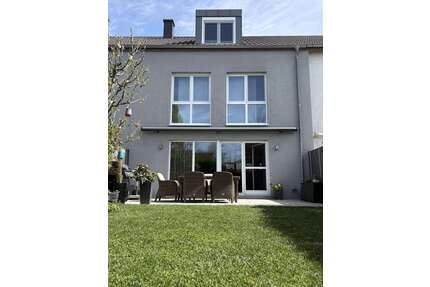 Haus zum Kaufen in Plankstadt 785.000,00 € 172 m²