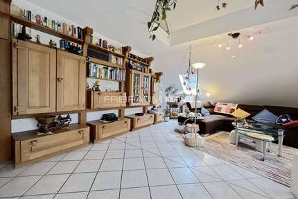 Wohnung zum Kaufen in Siegen Eiserfeld 219.000,00 € 94.25 m² - Siegen / Eiserfeld