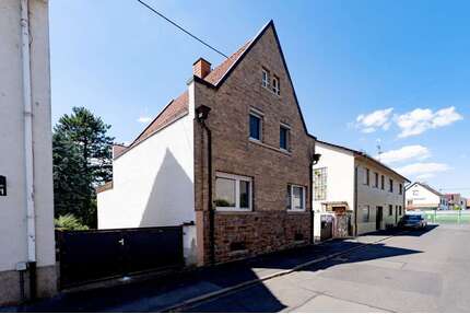 Haus zum Kaufen in Bingen-Gaulsheim 180.000,00 € 127 m²