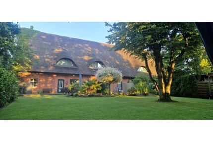 Wohnen wie im eigenen Haus - 3 Zi. Erdgeschosswohnung unter Reet - Kaltenkirchen