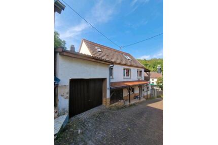 Haus im ruhigen Ort Kalkofen zu Verkaufen - Gaugrehweiler