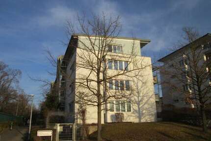 Wohnung zum Mieten in Stuttgart-Burgholzhof 1.350,00 € 77 m²