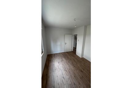 Helle 3-Zimmer-Wohnung ca.70qm in Mudersbach frisch renoviert