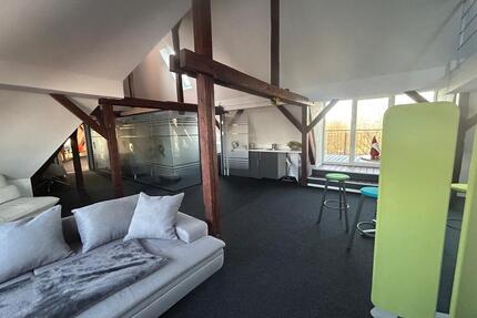 Atelier inklusive wohnen - 5.400,00&nbsp;EUR Kaltmiete, ca.&nbsp; 300,00&nbsp;m&sup2; in Hamburg (PLZ: 21079) Harburg