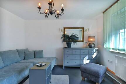 Charmante Singlewohnung - 140.000,00&nbsp;EUR Kaufpreis, ca.&nbsp; 45,00&nbsp;m&sup2;&nbsp;Wohnfl&auml;che in Vöhringen (PLZ: 89269)