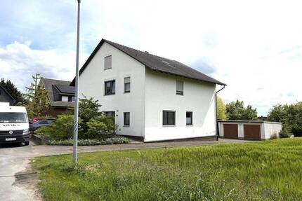 Schicke noch junge Etagenwohnung mit Balkon und Blick ins Grüne !! - Bünde Holsen