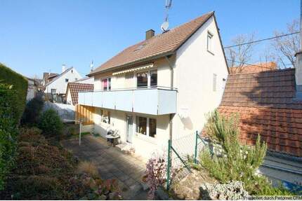 2-Familienhaus mit pflegeleichtem Terrassen-Garten und Platz unter dem Dach - Korntal-Münchingen