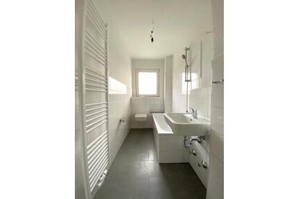 3-Zimmer-Wohnung, frisch gestrichen und neuen Vinylboden - Dortmund Huckarde