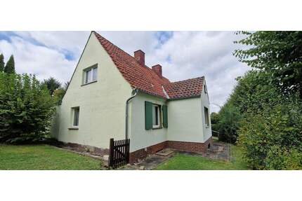 Das kleine Glück im Grünen - 45.000,00&nbsp;EUR Kaufpreis, ca.&nbsp; 121,00&nbsp;m&sup2;&nbsp;Wohnfl&auml;che in Büddenstedt (PLZ: 38372)