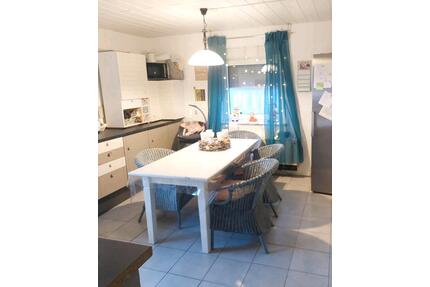 Einfamilienhaus zu vermieten - 1.000,00&nbsp;EUR Kaltmiete, ca.&nbsp; 100,00&nbsp;m&sup2; in Altenkirchen (Westerwald) (PLZ: 57610)