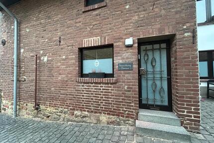 Gemütliche Ferienwohnung in Nideggen - Berg für bis zu 4 Personen