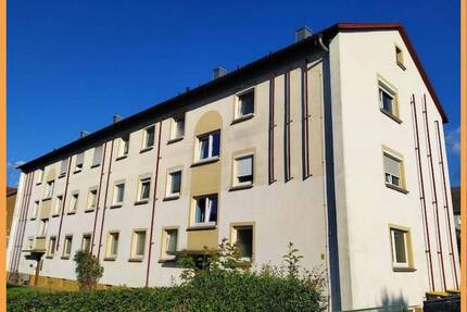 1.250,- EUR Mieteinnahme für 4,5 Zimmer 110 qm Wohnung mit wettergeschützten BALKON nahe Kurpark - Bad Windsheim