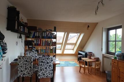 Dachgeschosswohnung - 580,00&nbsp;EUR Kaltmiete, ca.&nbsp; 75,00&nbsp;m&sup2; in Grettstadt (PLZ: 97508)
