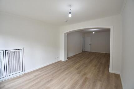 Mit Garten! Renovierte 2,5-Zimmer-Whg in ruhiger Lager - Duisburg Angerhausen