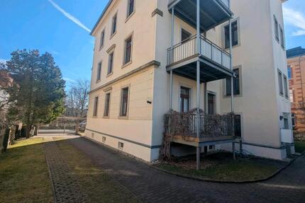 Charmante 72 m² Altbauwohnung in Gründerzeitvilla - Dresden Blasewitz