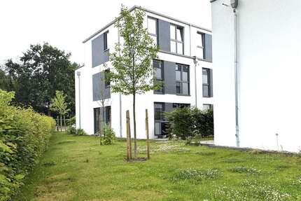 Haus zum Mieten in Halstenbek 2.250,00 € 136 m²