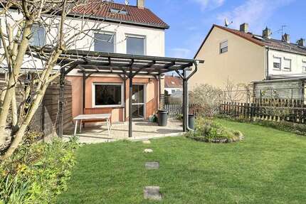 Haus zum Kaufen in Cadolzburg 412.000,00 € 102 m²