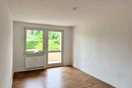 Wohnung zum Mieten in Plauen 318,48 € 57.8 m²