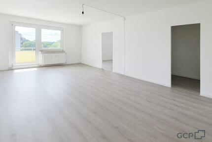 Frisch renovierte 4-Zimmer-Wohnung mit EBK und Balkon + 300€ Gutschein* nach Einzug - Osterburg (Altmark)