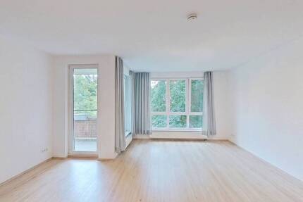 ** Helle 3 Zimmer-Wohnung mit BALKON und Wannenbad in Hellerhof ** - Düsseldorf